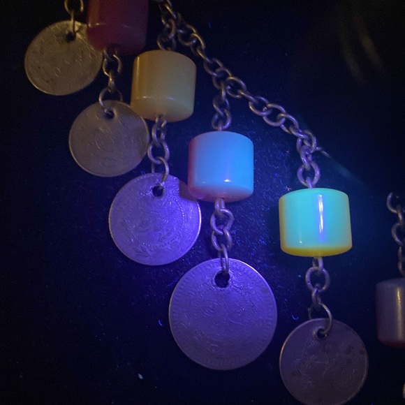 Antique-Vintage Chinese Coin Necklace with Butterscotch And Cherry Copal Amber - Picture 15 of 15